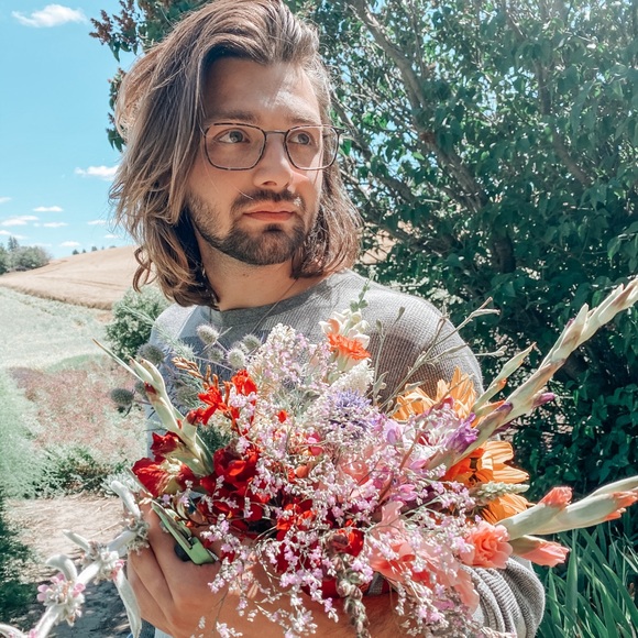 Meet your Posher, James - Picture 1 of 1